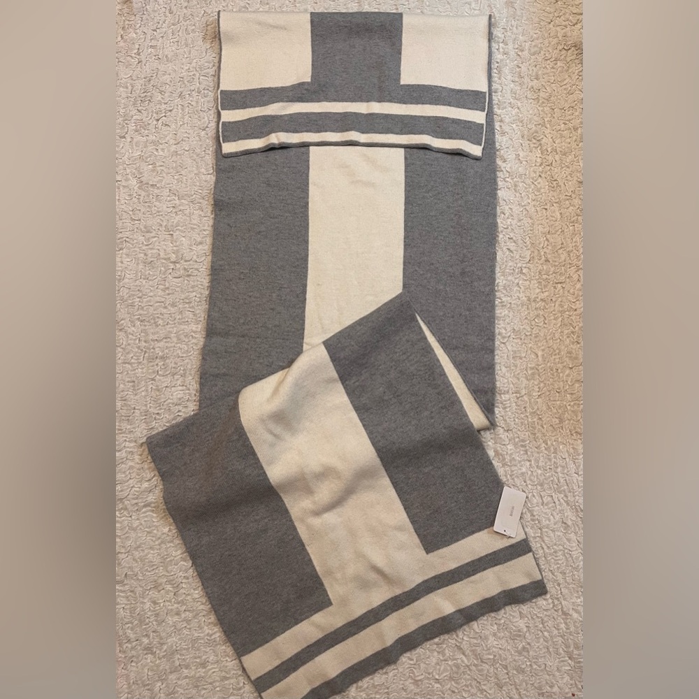 NWT!! Athleta Sport Stripe Scarf